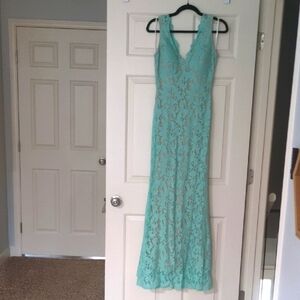 City Triangles Green Sleeveless V-Neck Gown for Wedding Guest